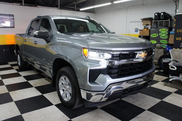 2025 Chevrolet Silverado 1500 1-Owner, 4x4 - 22938903 - 10