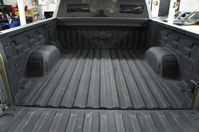 2025 Chevrolet Silverado 1500 1-Owner, 4x4 - 22938903 - 19