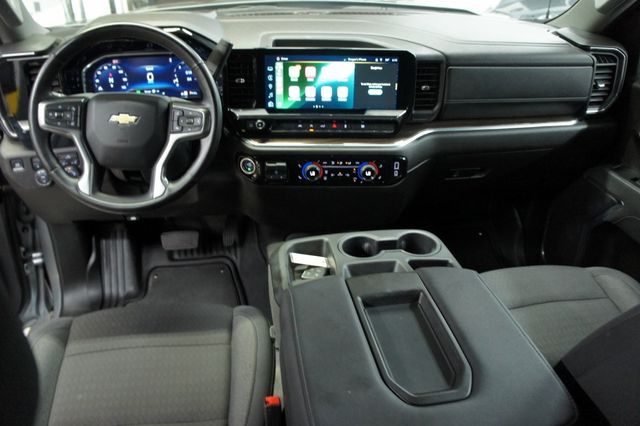 2025 Chevrolet Silverado 1500 1-Owner, 4x4 - 22938903 - 32