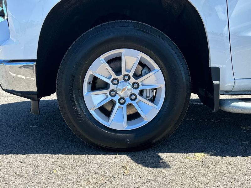 2025 Chevrolet Silverado 1500 2WD Reg Cab 140" Work Truck - 23020773 - 11