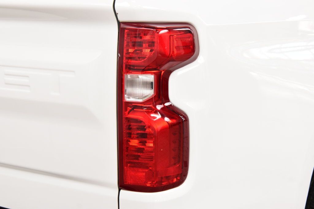 2025 Chevrolet Silverado 1500 2WD Reg Cab 140" Work Truck - 23069559 - 17
