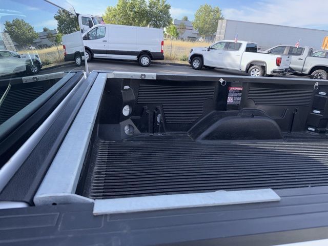 2025 Chevrolet Silverado 1500 2WD Reg Cab 140" Work Truck - 23008203 - 5