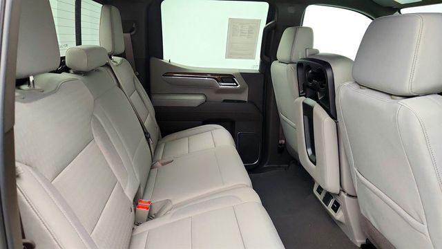 2025 Chevrolet Silverado 1500 4WD Crew Cab 147'' 1LT w/ Duramax Diesel & Safety Pkg - 22977985 - 21