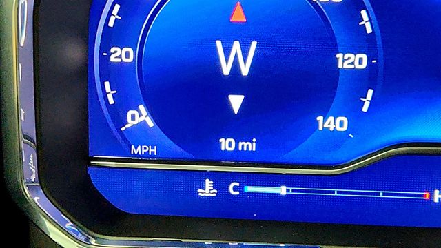 2025 Chevrolet Silverado 1500 4WD Crew Cab 147'' 1LT w/ Turbo Diesel, 20'' Wheels & Safety Pkg - 22977985 - 14