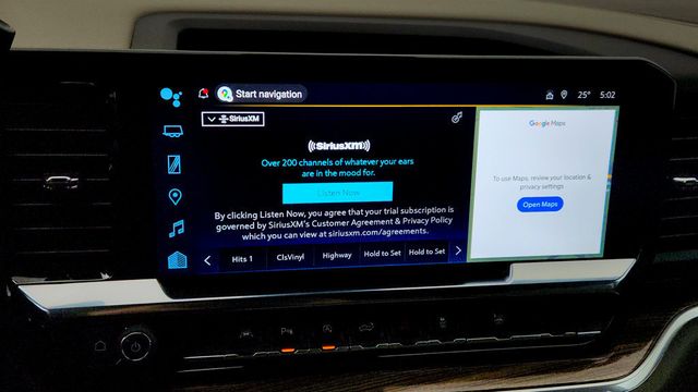 2025 Chevrolet Silverado 1500 4WD Crew Cab 147'' 1LT w/ Turbo Diesel, 20'' Wheels & Safety Pkg - 22977985 - 17