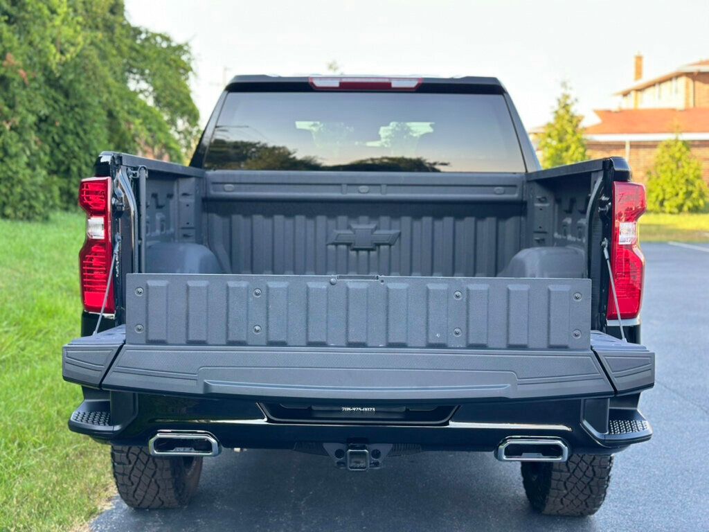 2025 Chevrolet Silverado 1500 Custom Trail Boss photo 13