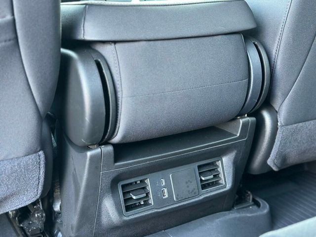 2025 Chevrolet Silverado 1500 4WD Crew Cab 147" Custom Trail Boss - 22921852 - 29