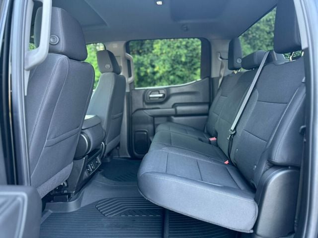 2025 Chevrolet Silverado 1500 4WD Crew Cab 147" Custom Trail Boss - 22921852 - 30