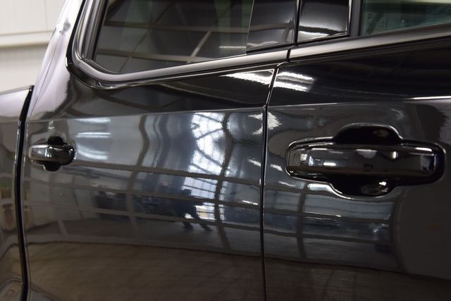 2025 Chevrolet Silverado 1500 4WD Crew Cab 147" High Country - 22976229 - 17