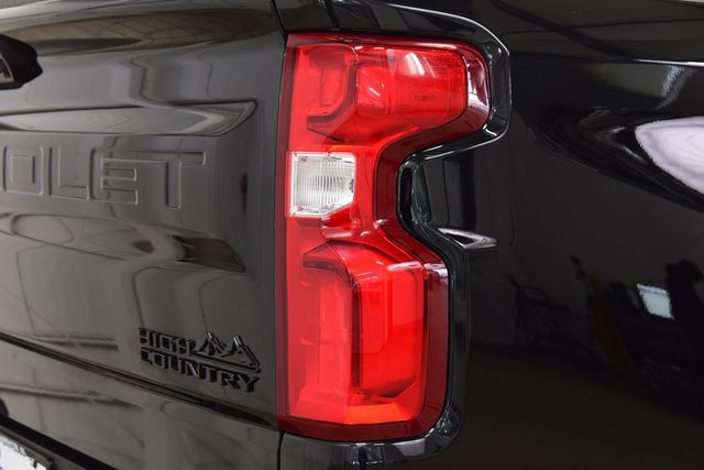 2025 Chevrolet Silverado 1500 4WD Crew Cab 147" High Country - 22976229 - 18