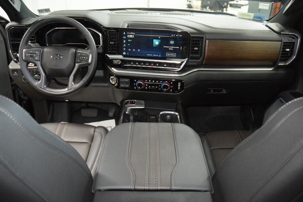 2025 Chevrolet Silverado 1500 4WD Crew Cab 147" High Country - 22976229 - 28