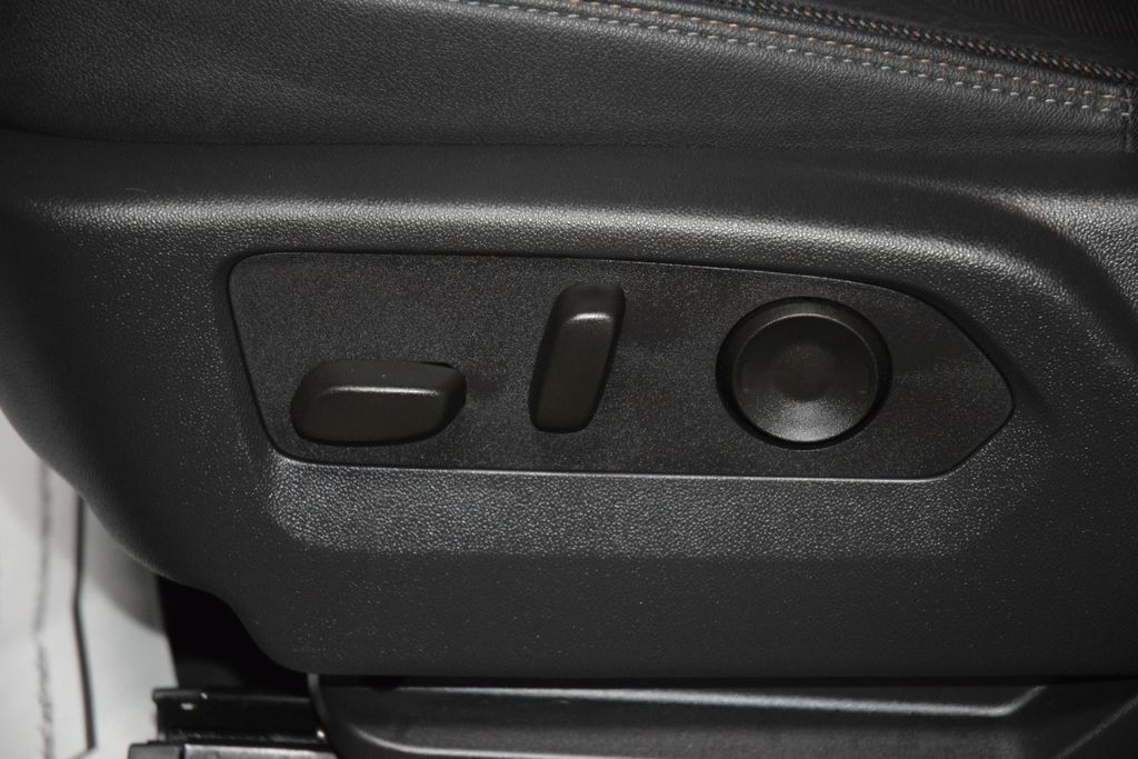 2025 Chevrolet Silverado 1500 4WD Crew Cab 147" High Country - 23048101 - 42