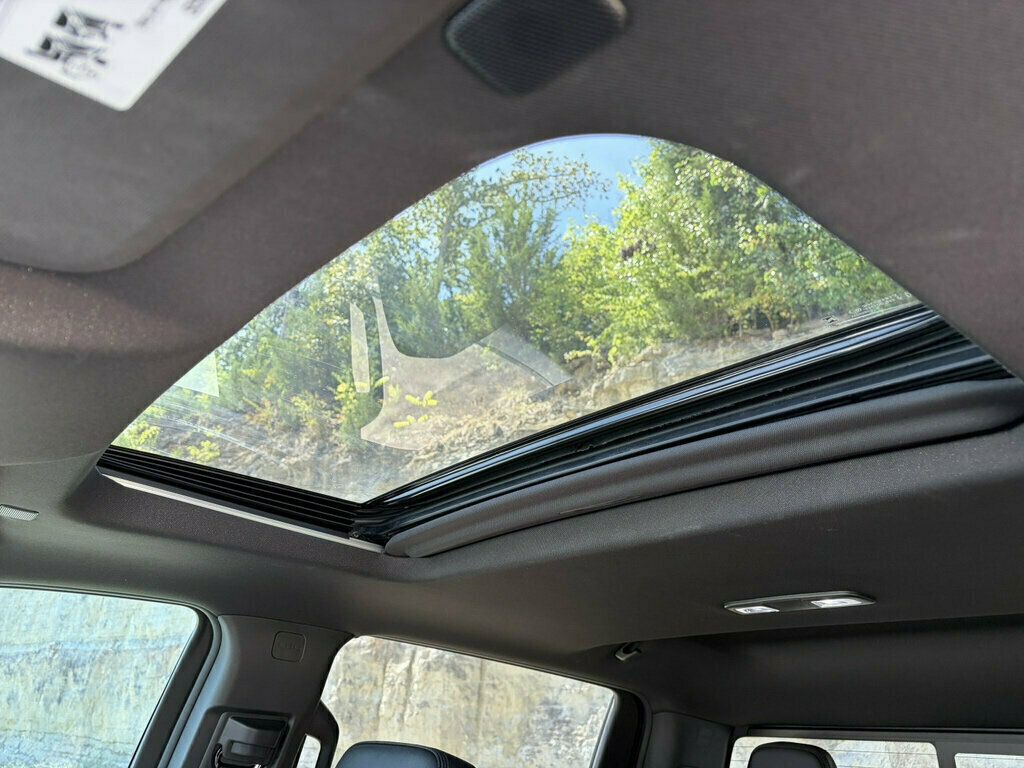 2025 Chevrolet Silverado 1500 4WD Crew Cab 147" High Country - 23070826 - 25