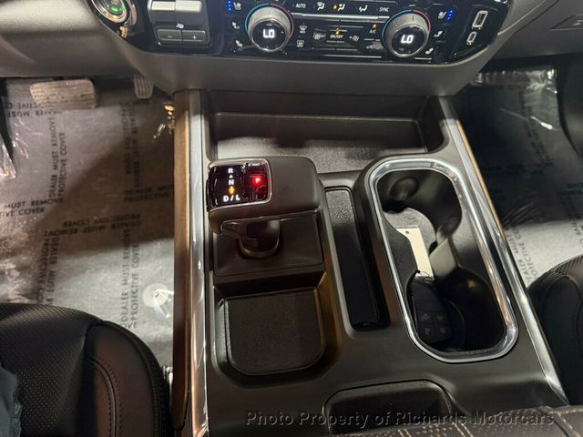 2025 Chevrolet Silverado 1500 4WD Crew Cab 147" High Country - 23045510 - 13