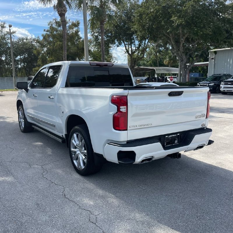 2025 Chevrolet Silverado 1500 4WD Crew Cab 147" High Country - 23097559 - 7