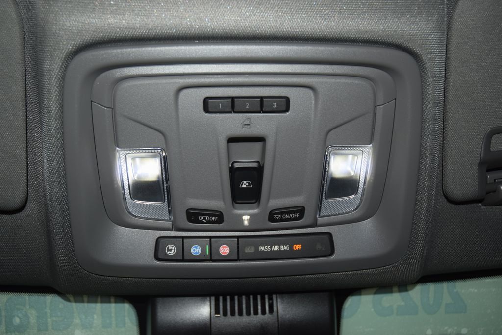 2025 Chevrolet Silverado 1500 4WD Crew Cab 147" RST - 22995973 - 50