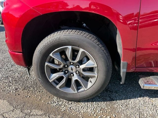 2025 Chevrolet Silverado 1500 4WD Crew Cab 147" RST - 23074797 - 9