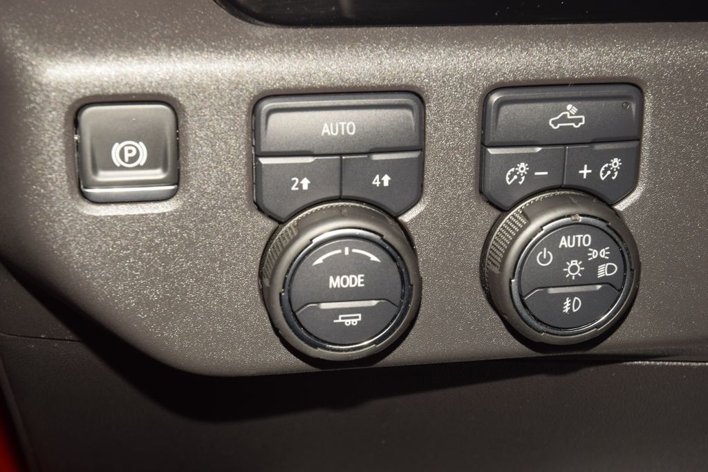 2025 Chevrolet Silverado 1500 4WD Crew Cab 147" RST - 23074797 - 41
