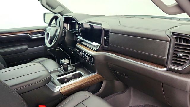 2025 Chevrolet Silverado 1500 4WD Crew Cab 147'' RST with All Star Premium Package & V8 Engine - 22990680 - 23