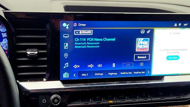 2025 Chevrolet Silverado 1500 4WD Crew Cab 147'' RST with EcoTec3 V8 & Convenience Package II - 22967887 - 15