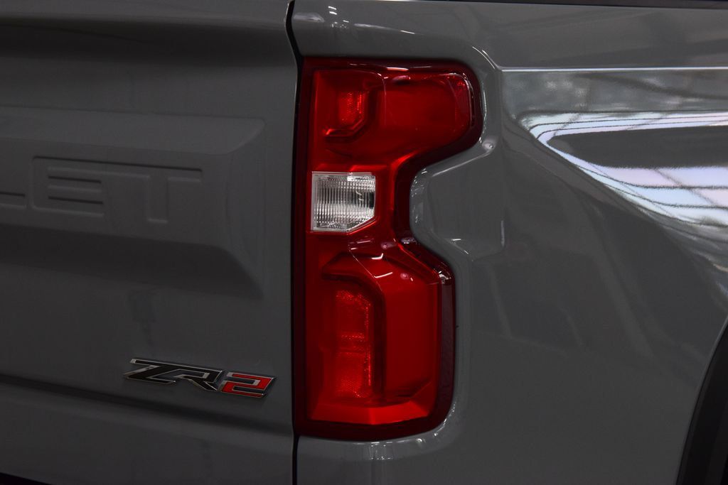 2025 Chevrolet Silverado 1500 4WD Crew Cab 147" ZR2 - 23062300 - 22