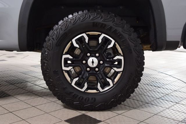 2025 Chevrolet Silverado 1500 4WD Crew Cab 147" ZR2 - 23062300 - 28