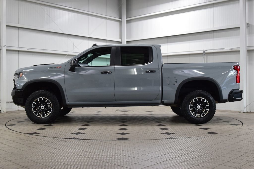 2025 Chevrolet Silverado 1500 4WD Crew Cab 147" ZR2 - 23062300 - 3