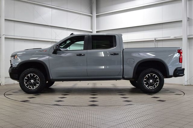 2025 Chevrolet Silverado 1500 4WD Crew Cab 147" ZR2 - 23062300 - 3