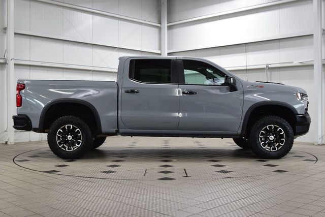 2025 Chevrolet Silverado 1500 4WD Crew Cab 147" ZR2 - 23062300 - 8