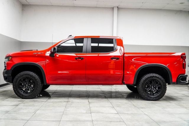 2025 Chevrolet Silverado 1500 4WD Crew Cab 147" ZR2 - 23001419 - 8