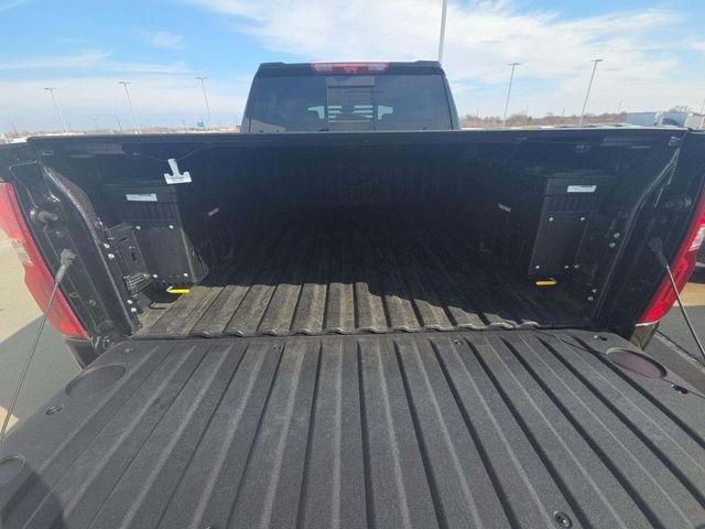 2025 Chevrolet Silverado 1500 4WD Crew Cab 147" ZR2 - 22988367 - 3
