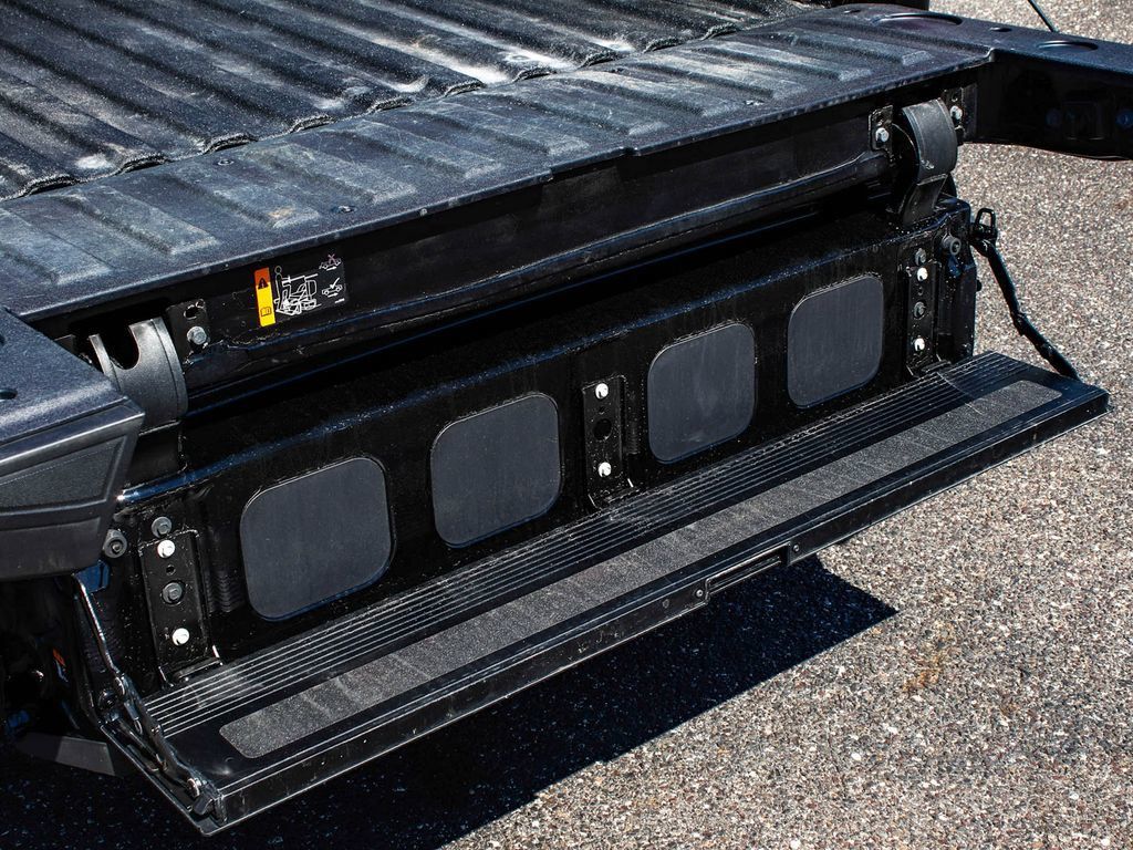 Chevrolet Silverado photo 44