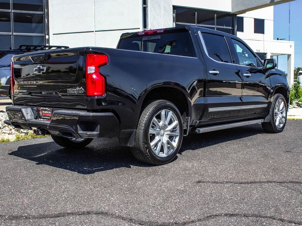 Chevrolet Silverado photo 6