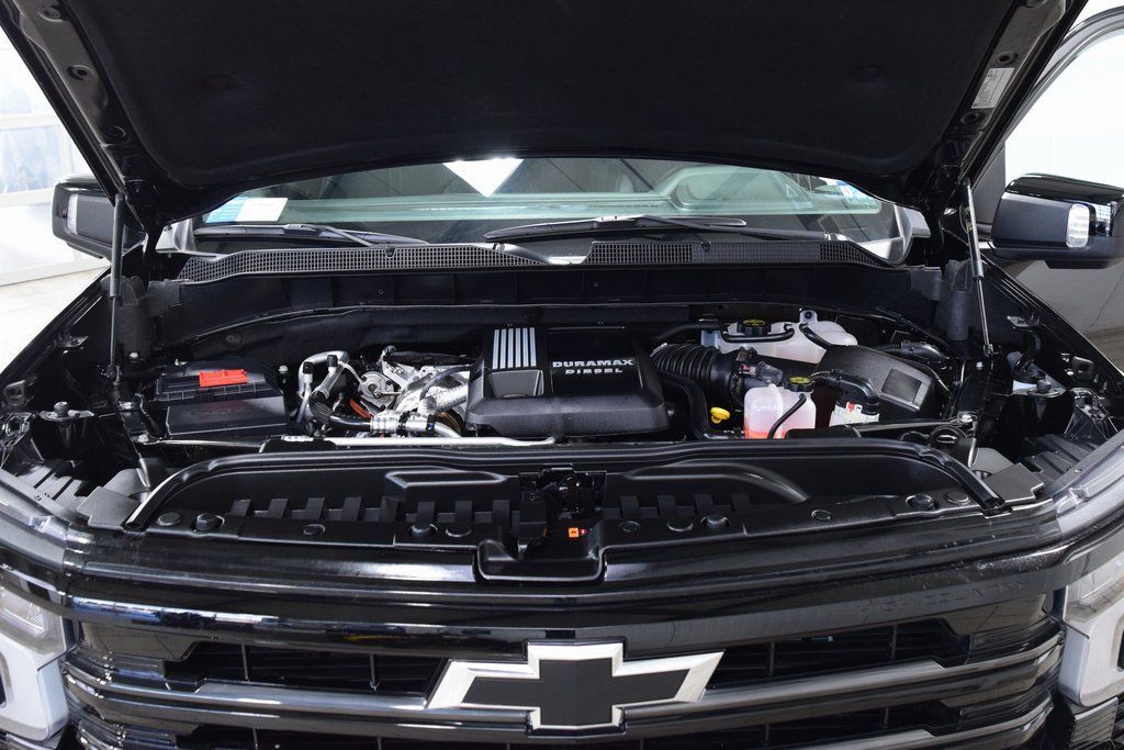 2025 Chevrolet Silverado 1500 High Country - 23020557 - 26