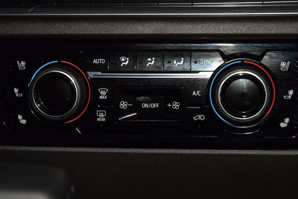 2025 Chevrolet Silverado 1500 High Country - 23020557 - 30