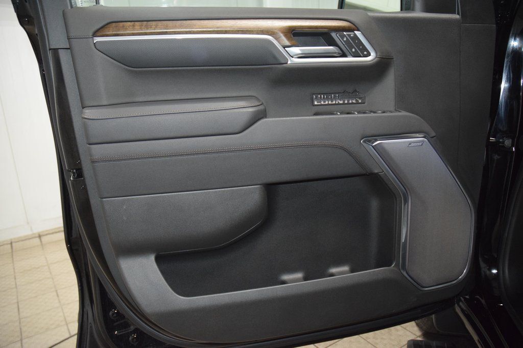 2025 Chevrolet Silverado 1500 High Country - 23020557 - 45