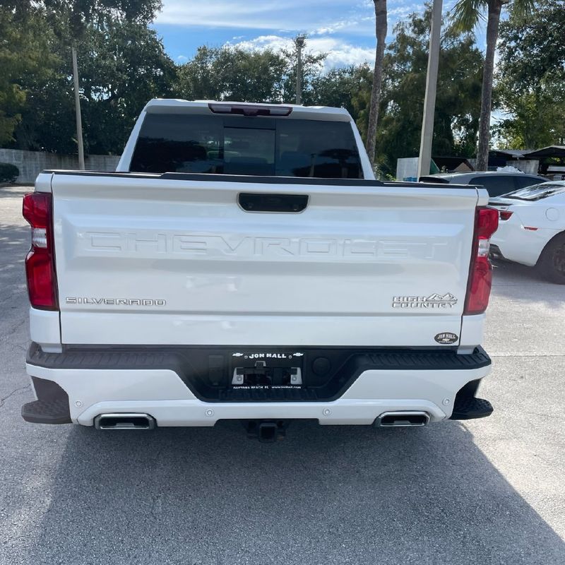 2025 Chevrolet Silverado 1500 High Country Premium II w/ Super Cruise - 23097559 - 8