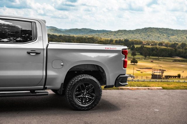 2025 Chevrolet Silverado 1500 LocalTrade/Custom-Trail-Boss/4WD/RemoteStart/BackupCamera - 23062134 - 9