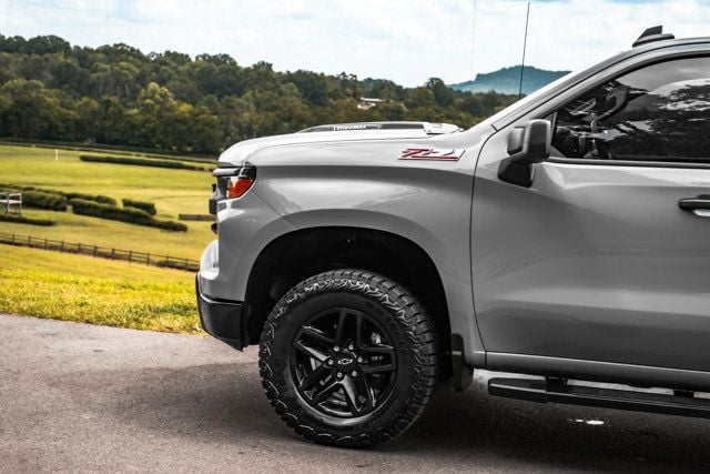 2025 Chevrolet Silverado 1500 LocalTrade/Custom-Trail-Boss/4WD/RemoteStart/BackupCamera - 23062134 - 11