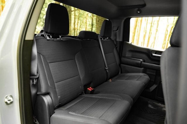 2025 Chevrolet Silverado 1500 LocalTrade/Custom-Trail-Boss/4WD/RemoteStart/BackupCamera - 23062134 - 23