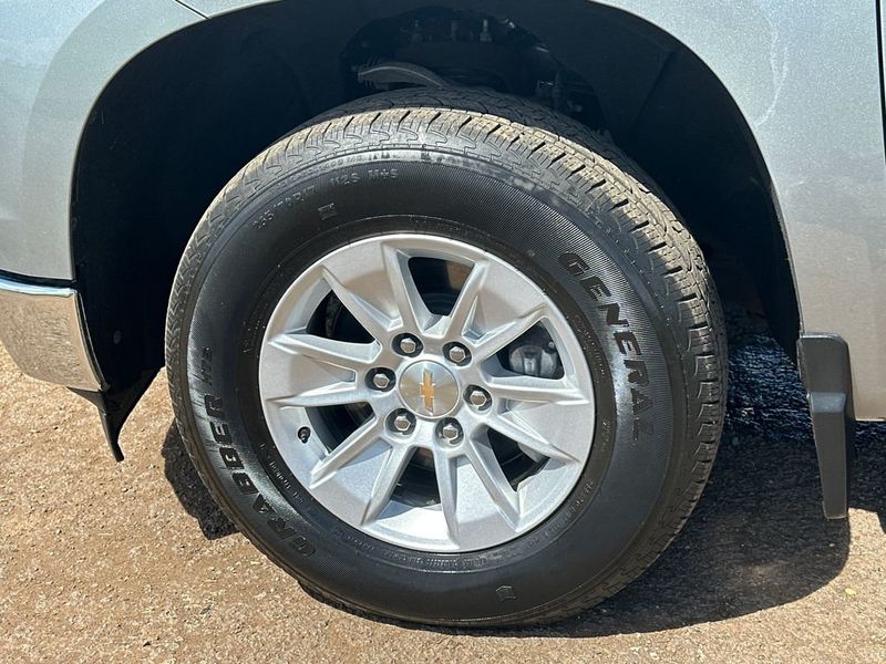 2025 Chevrolet Silverado 1500 LT - 22984563 - 11