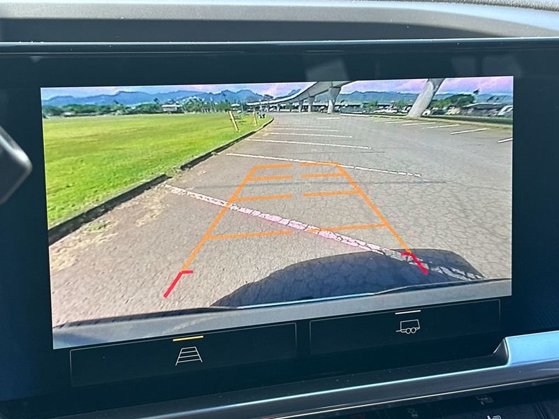 2025 Chevrolet Silverado 1500 LT - 22984563 - 16