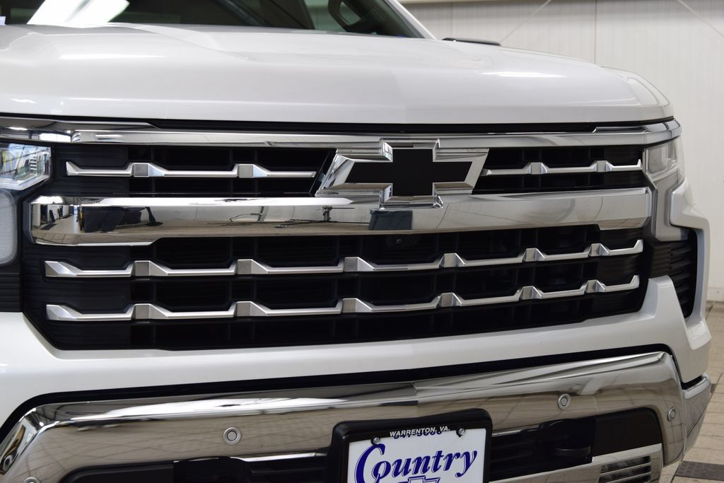 2025 Chevrolet Silverado 1500 LTZ - 22986991 - 10