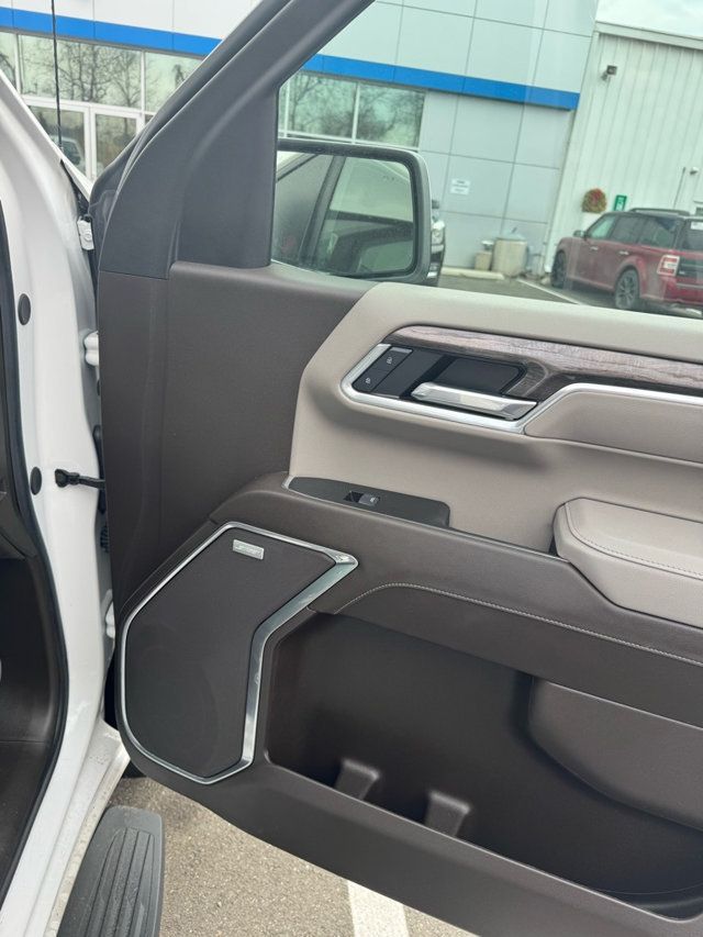 2025 Chevrolet Silverado 1500 LTZ - 22986991 - 21