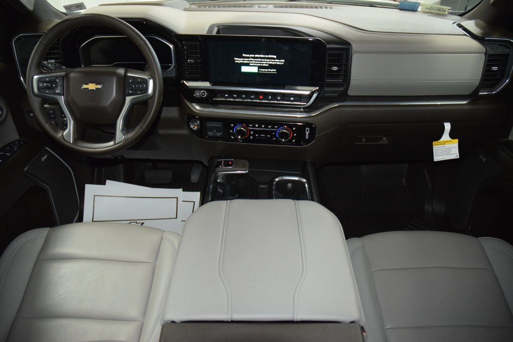 2025 Chevrolet Silverado 1500 LTZ - 22986991 - 29