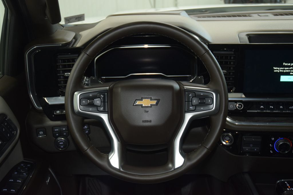 2025 Chevrolet Silverado 1500 LTZ - 22986991 - 35