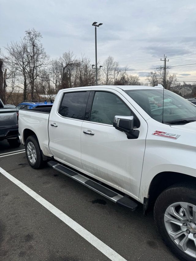 2025 Chevrolet Silverado 1500 LTZ - 22986991 - 5