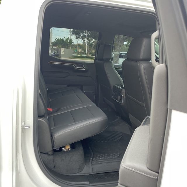 2025 Chevrolet Silverado 1500 LTZ - 22966245 - 24