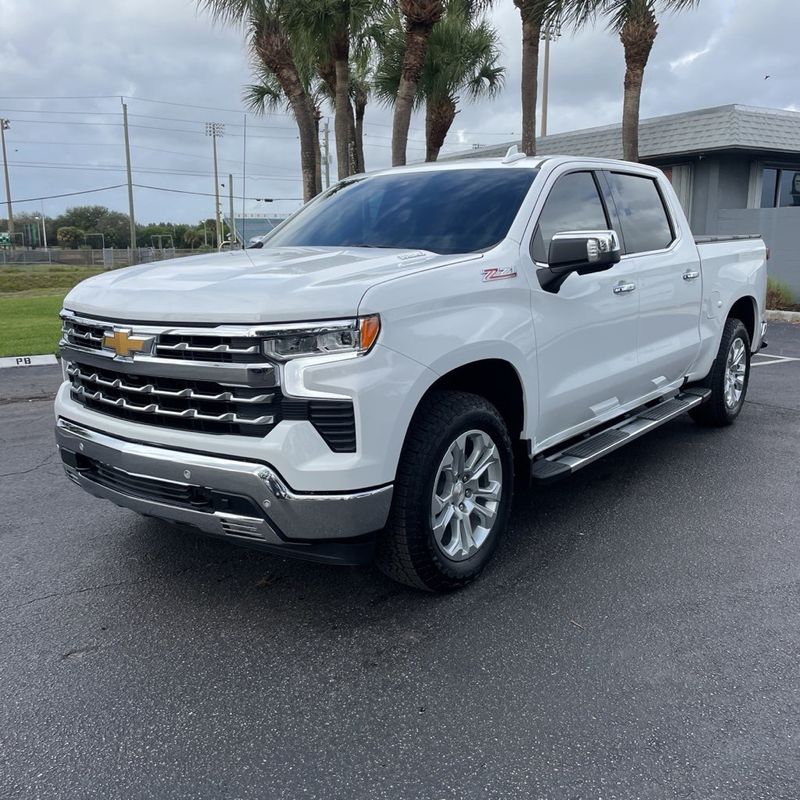 2025 Chevrolet Silverado 1500 LTZ - 22966245 - 2
