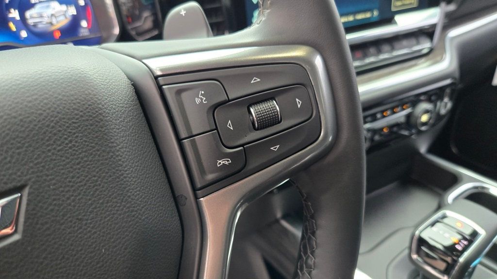 2025 Chevrolet Silverado 1500 LTZ Z71 - 22966245 - 19
